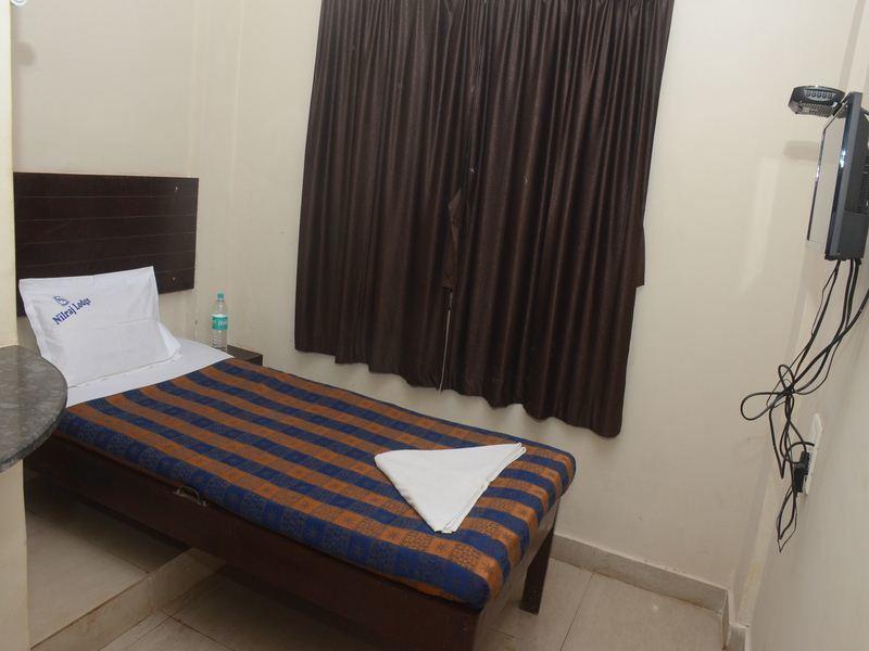 Nilraj Lodge Ratnāgiri Exterior foto